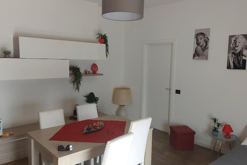 Residenza Dg Apartment Segrate Luaran gambar